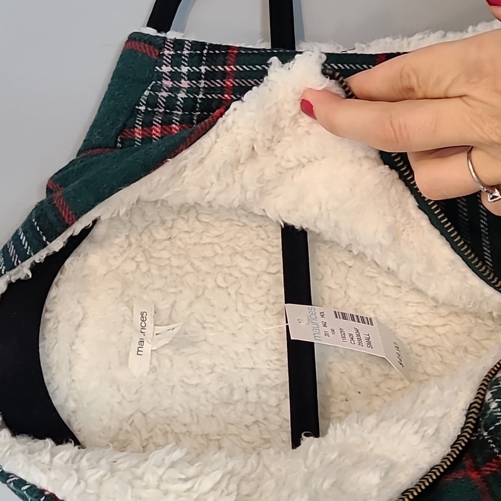 Maurices Green Plaid Sherpa Lined Cinch Waist Vest Preppy Comfy Academia New - Picture 3 of 10